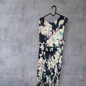 Vanilla Bay Floral Maxi Dress - Black and Cream
